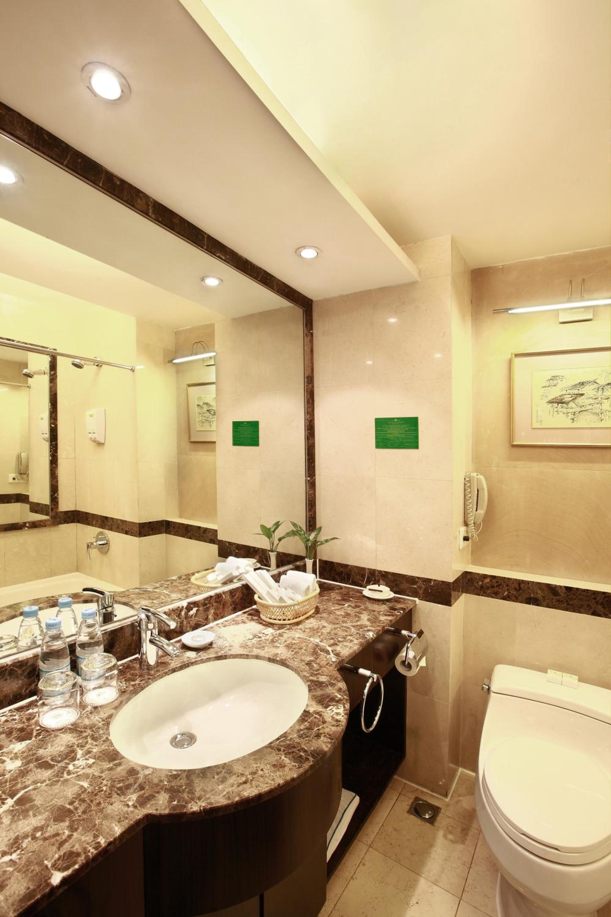 Double Room with Lake View