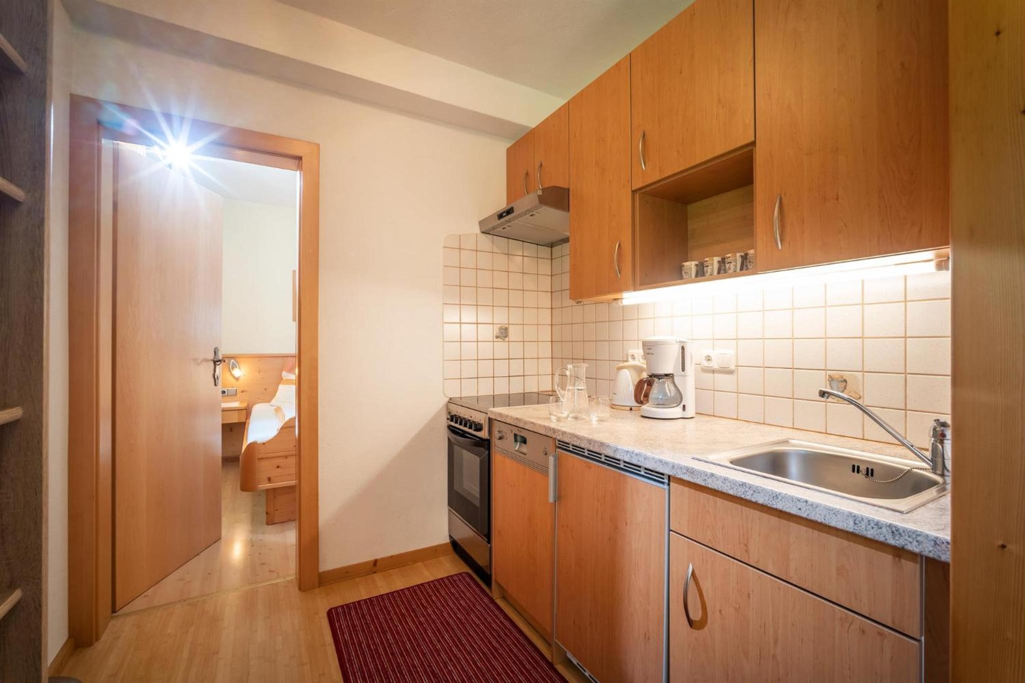 Two-Bedroom Apartment with Shower  photo 3