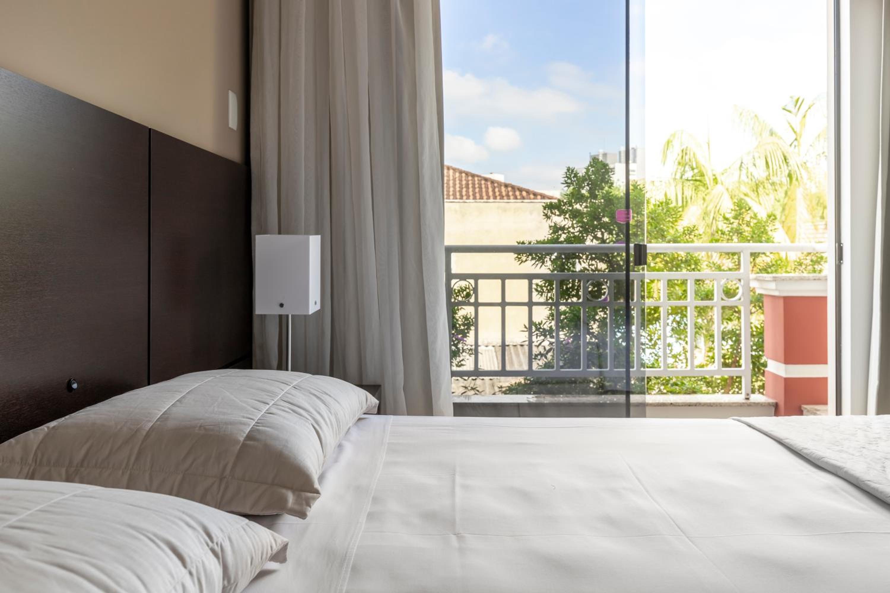Double Room (double bed) - Photo 4