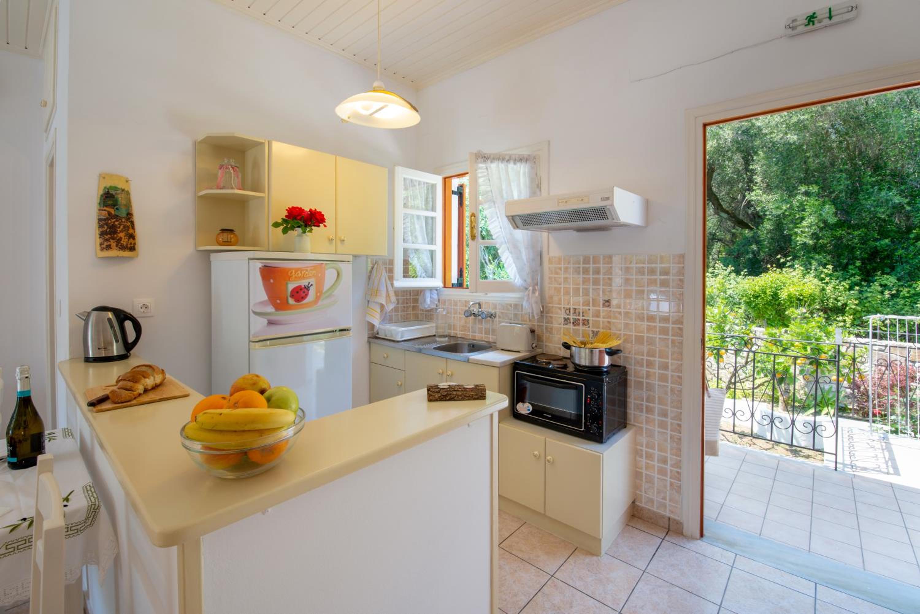 Standard Twin Room with Garden View - Photo 2