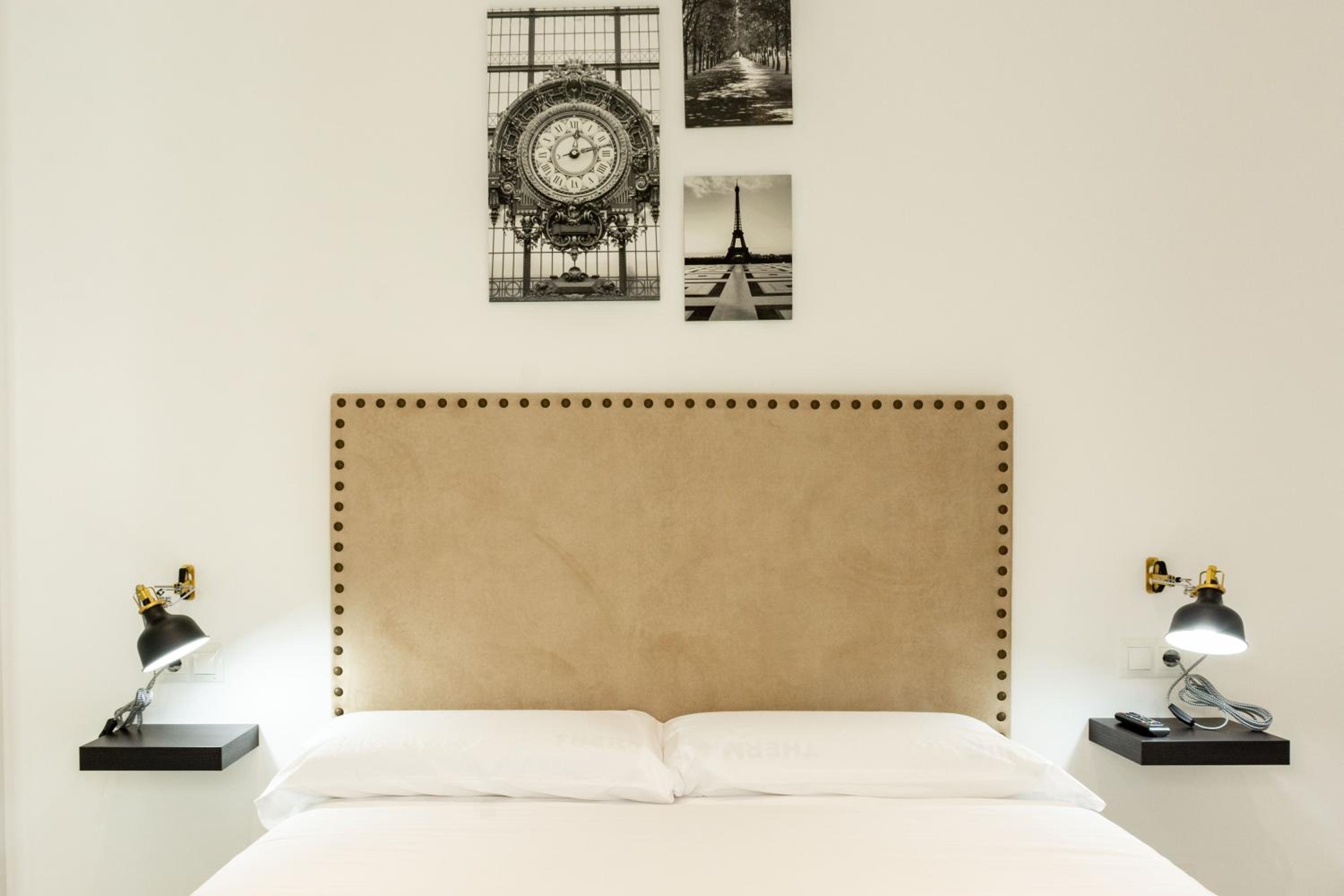 One-Bedroom Apartment - Photo 10