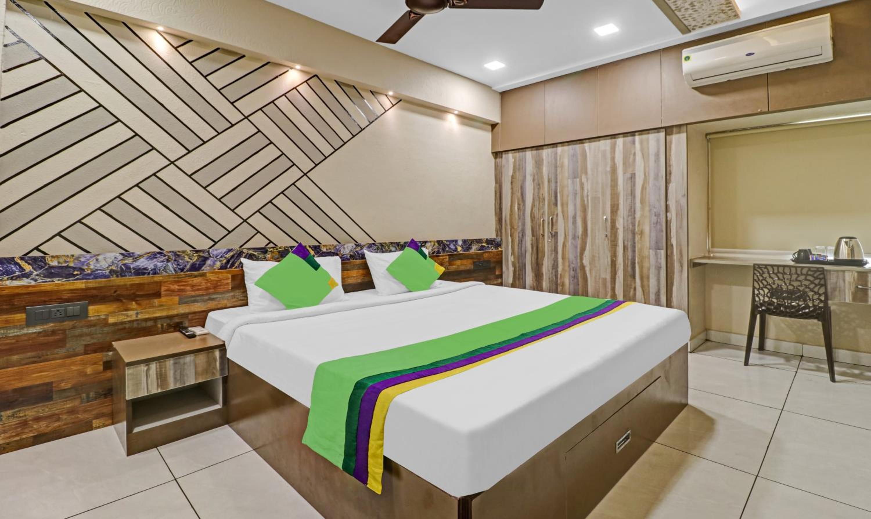 Standard Room - Photo 1