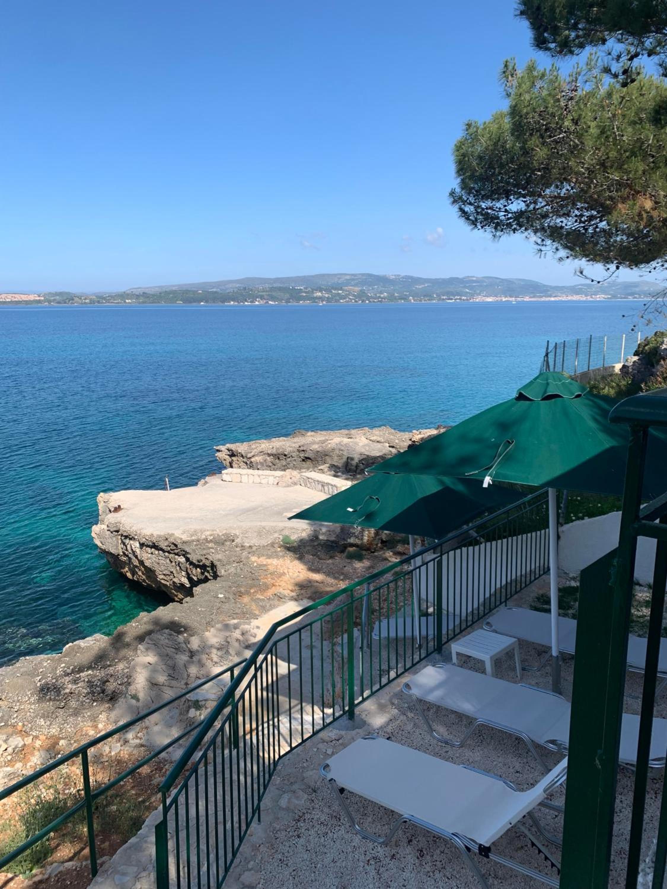 Deluxe Studio with Sea View - Photo 15