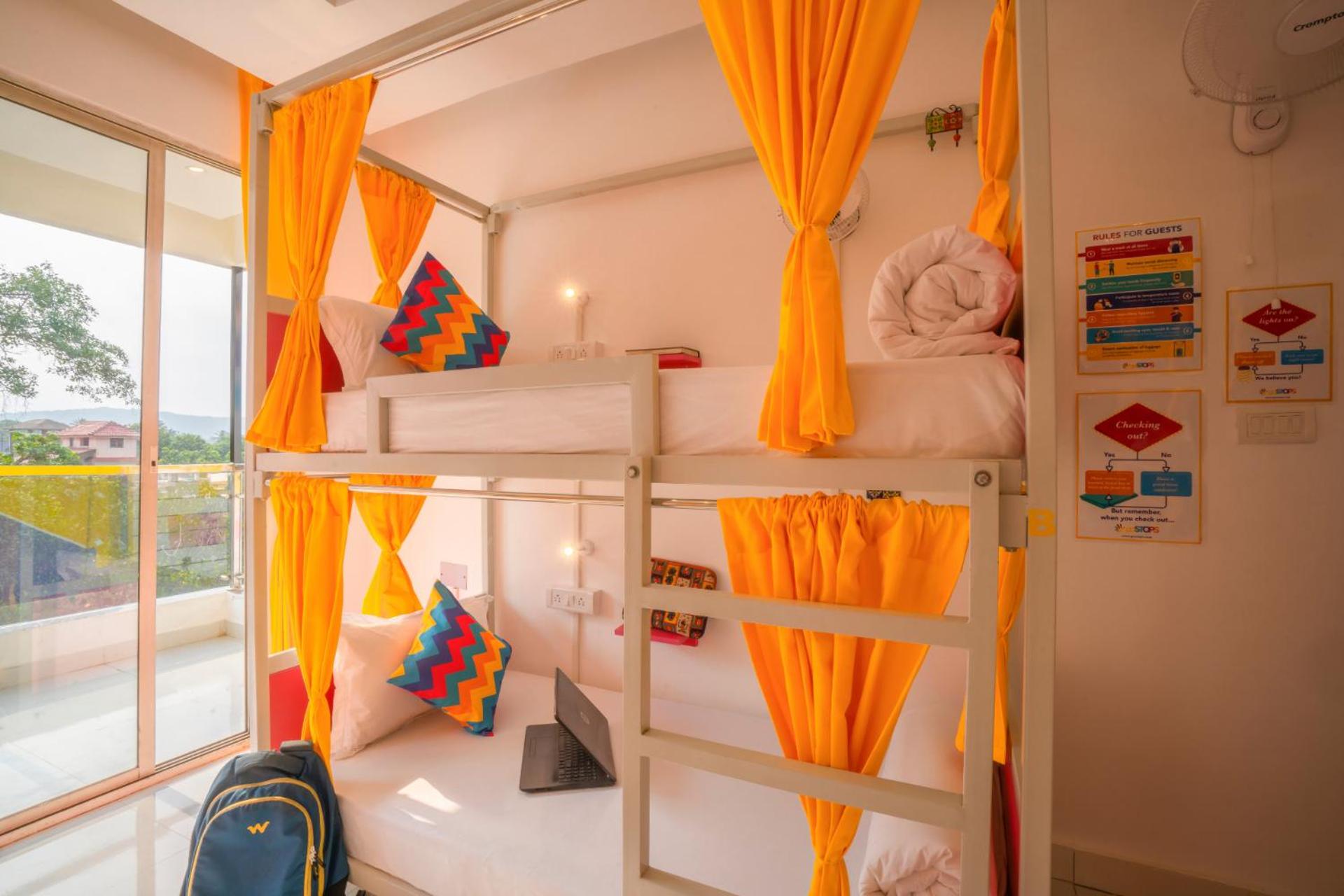 Bed In 10 Bed Female Only Ac Dormitory Room With Ensuite Bathroom photo 3