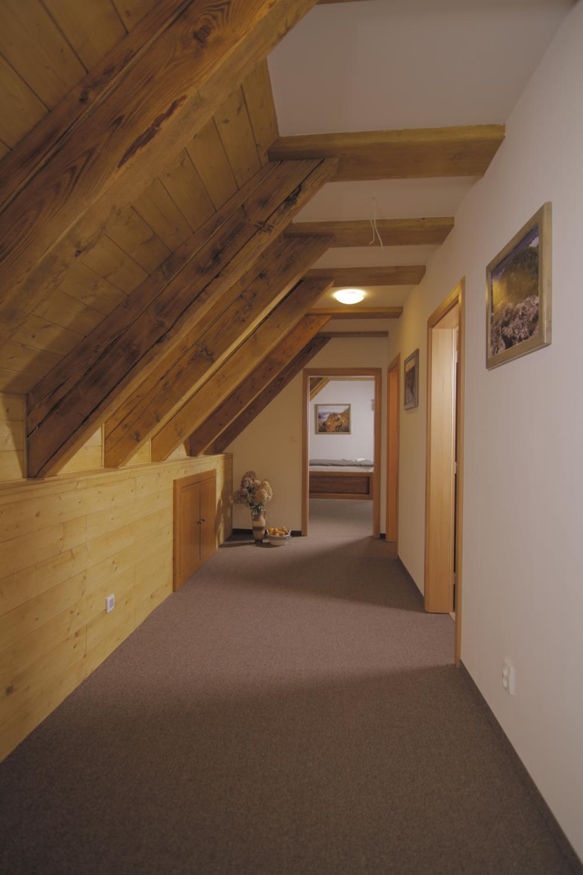 Quadruple Room with Private Bathroom photo 2
