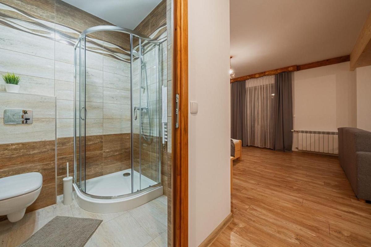 Studio Apartment - Photo 16
