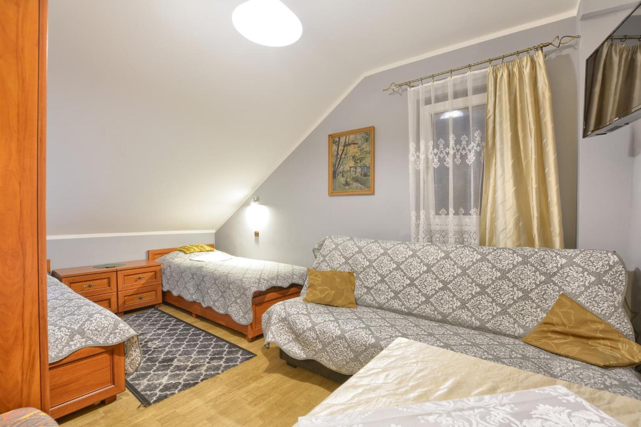 Quadruple Room with Mountain View - Photo 1