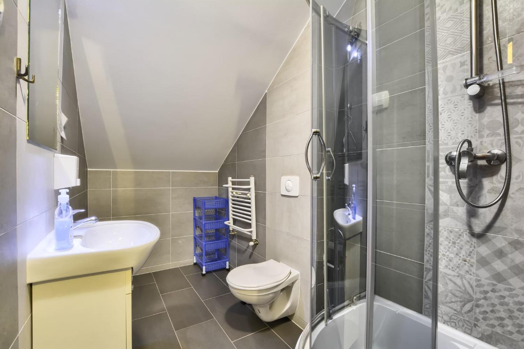 Standard Double Room - Photo 6