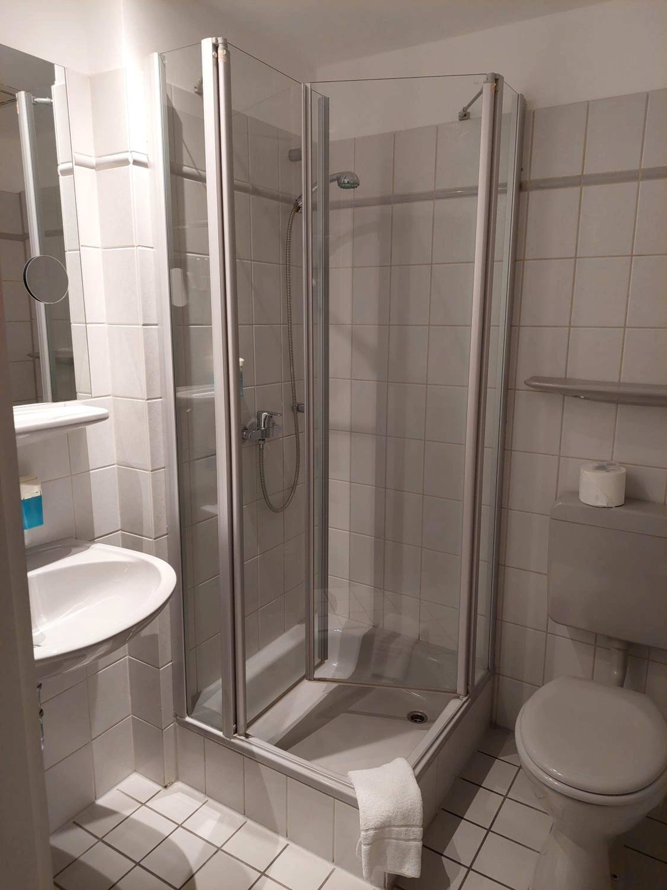 Double Room - Photo 2