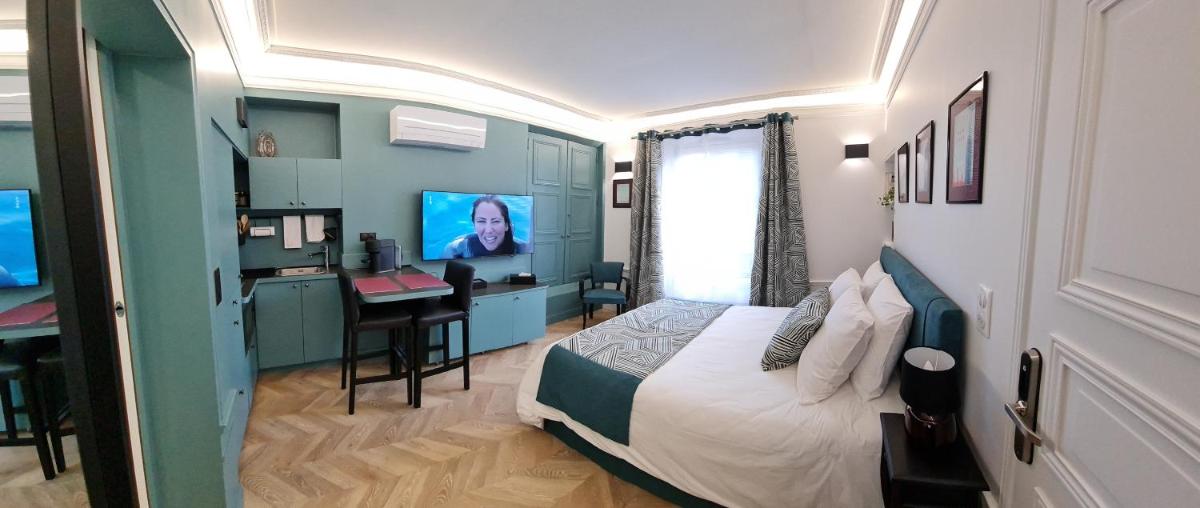 One-Bedroom Apartment - Photo 2