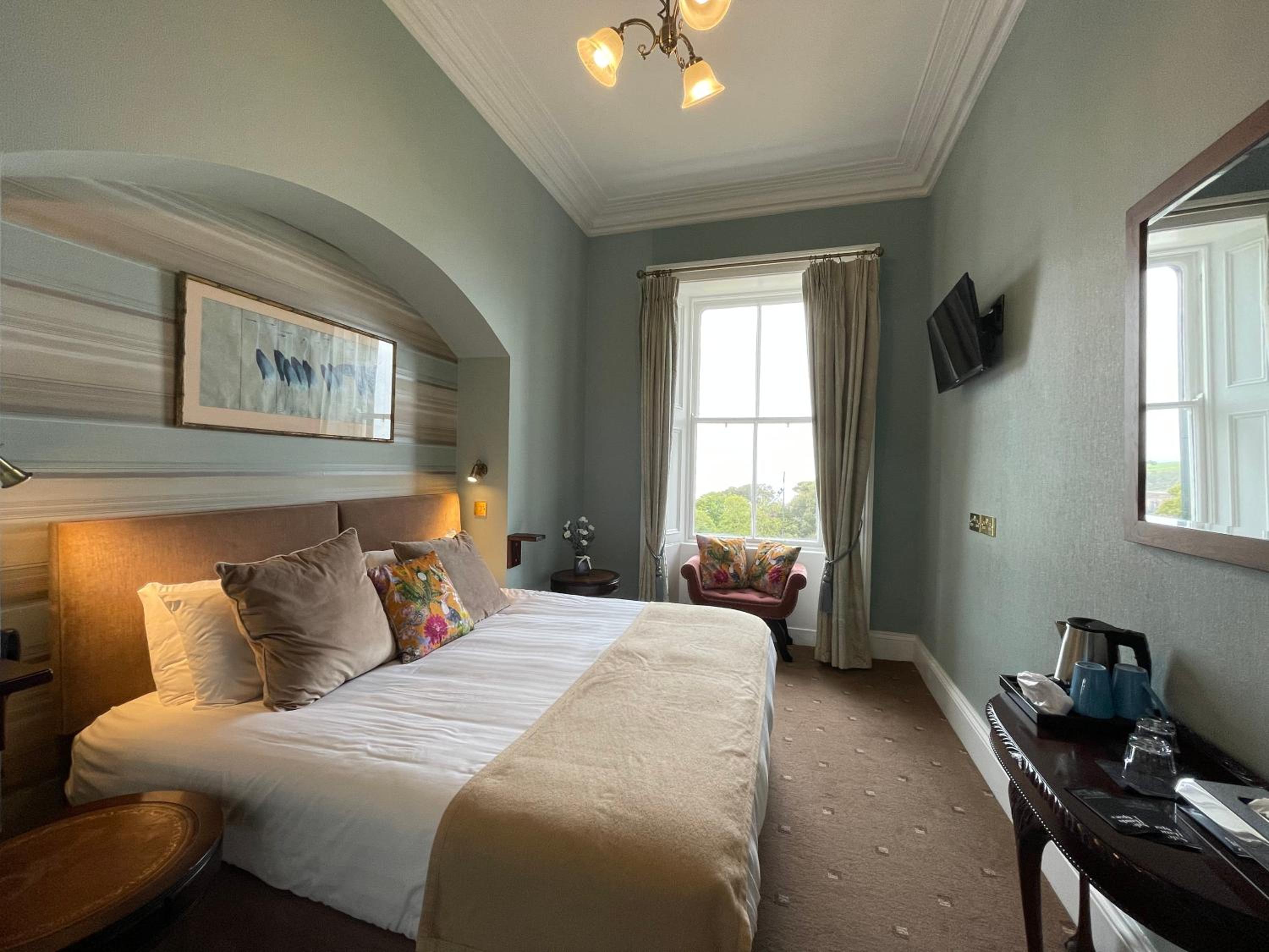 Deluxe Double or Twin Room with Sea View photo 2