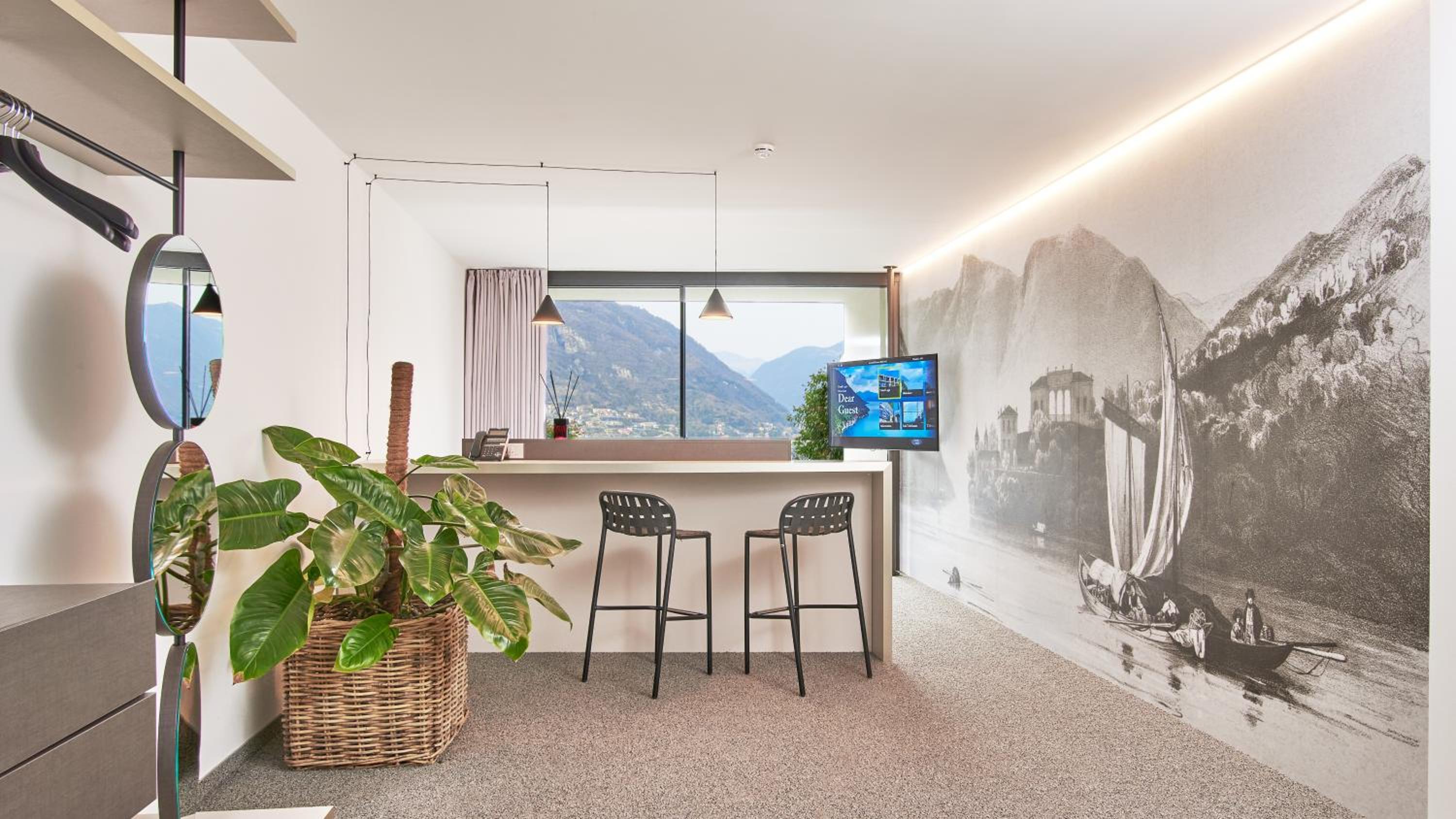 King Room with Lake View photo 3