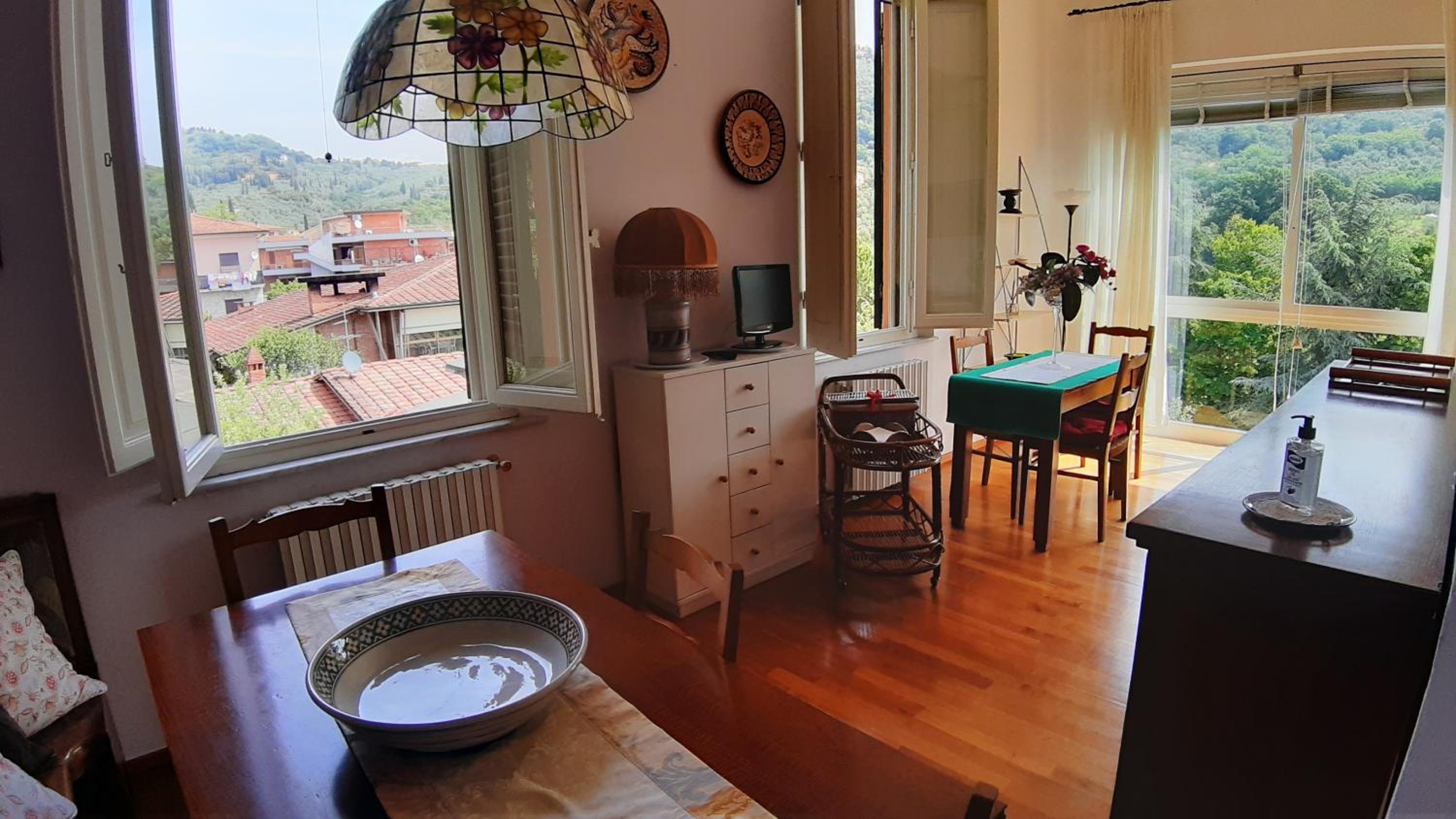 One-Bedroom Apartment photo 3