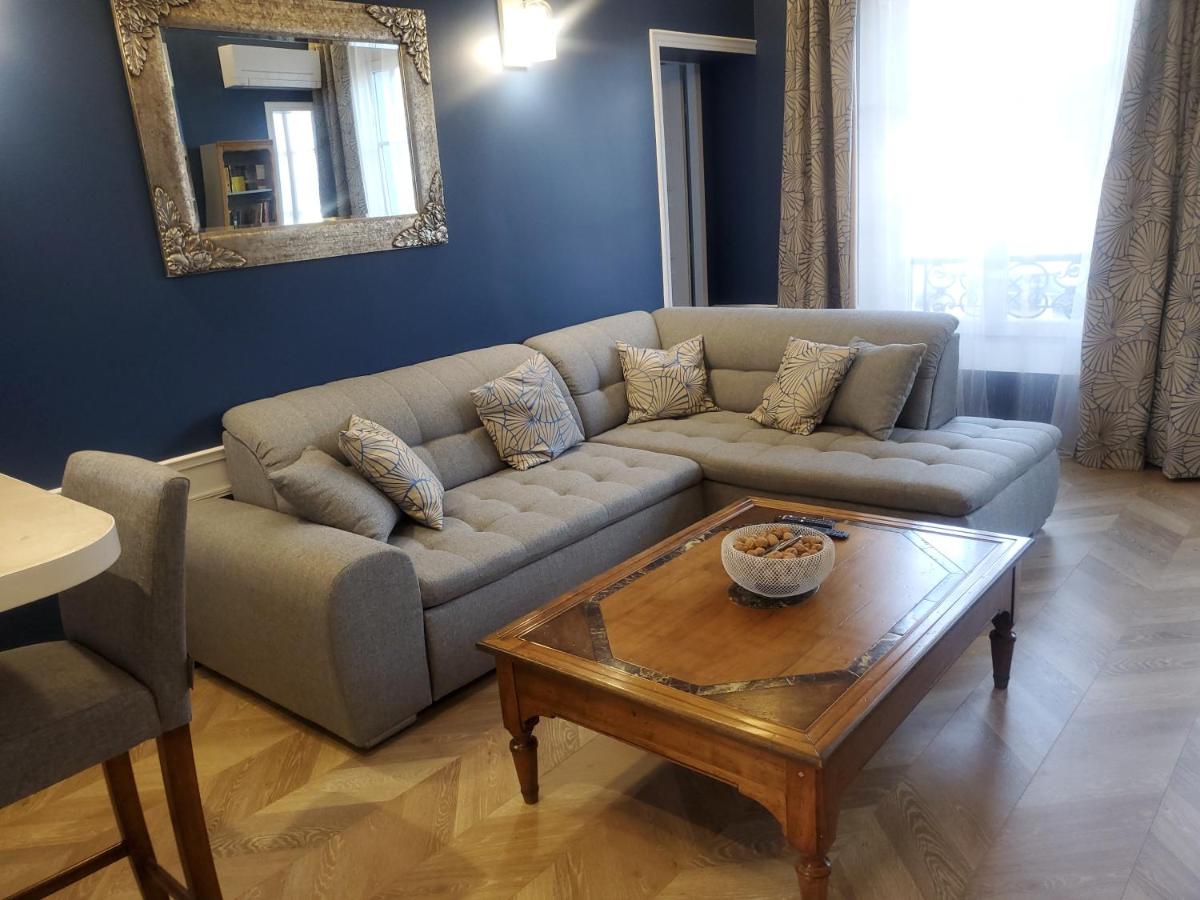 Two-Bedroom Apartment - Photo 12