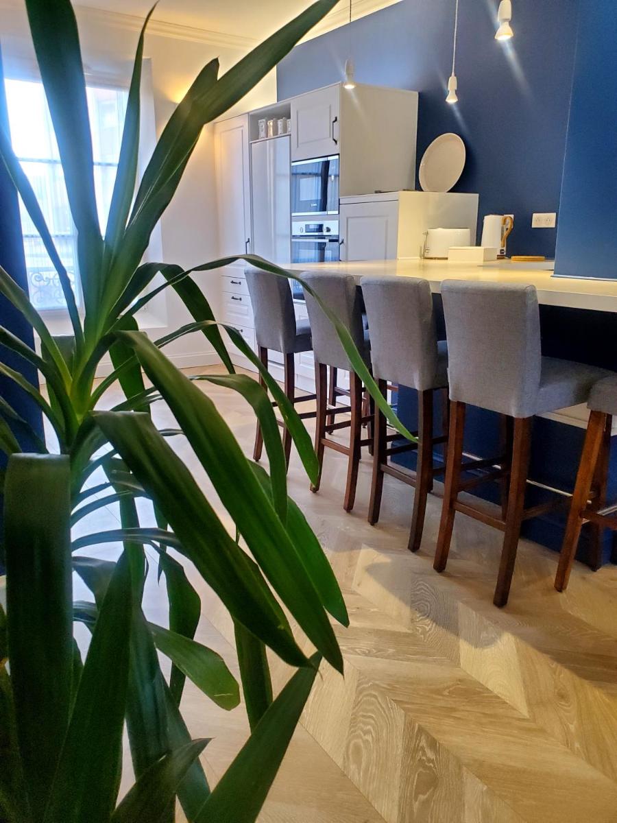 Two-Bedroom Apartment - Photo 6