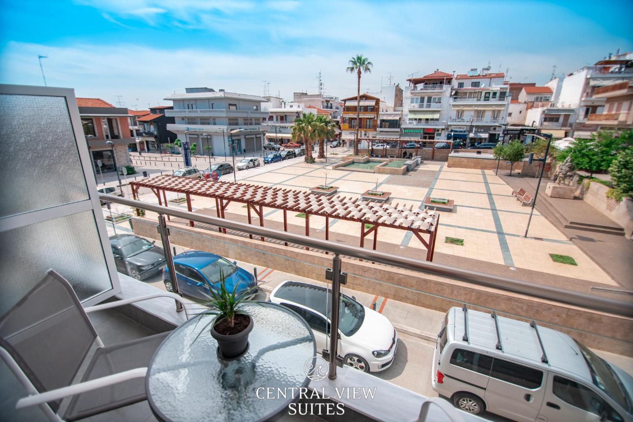 Quadruple Room with Balcony - Photo 2