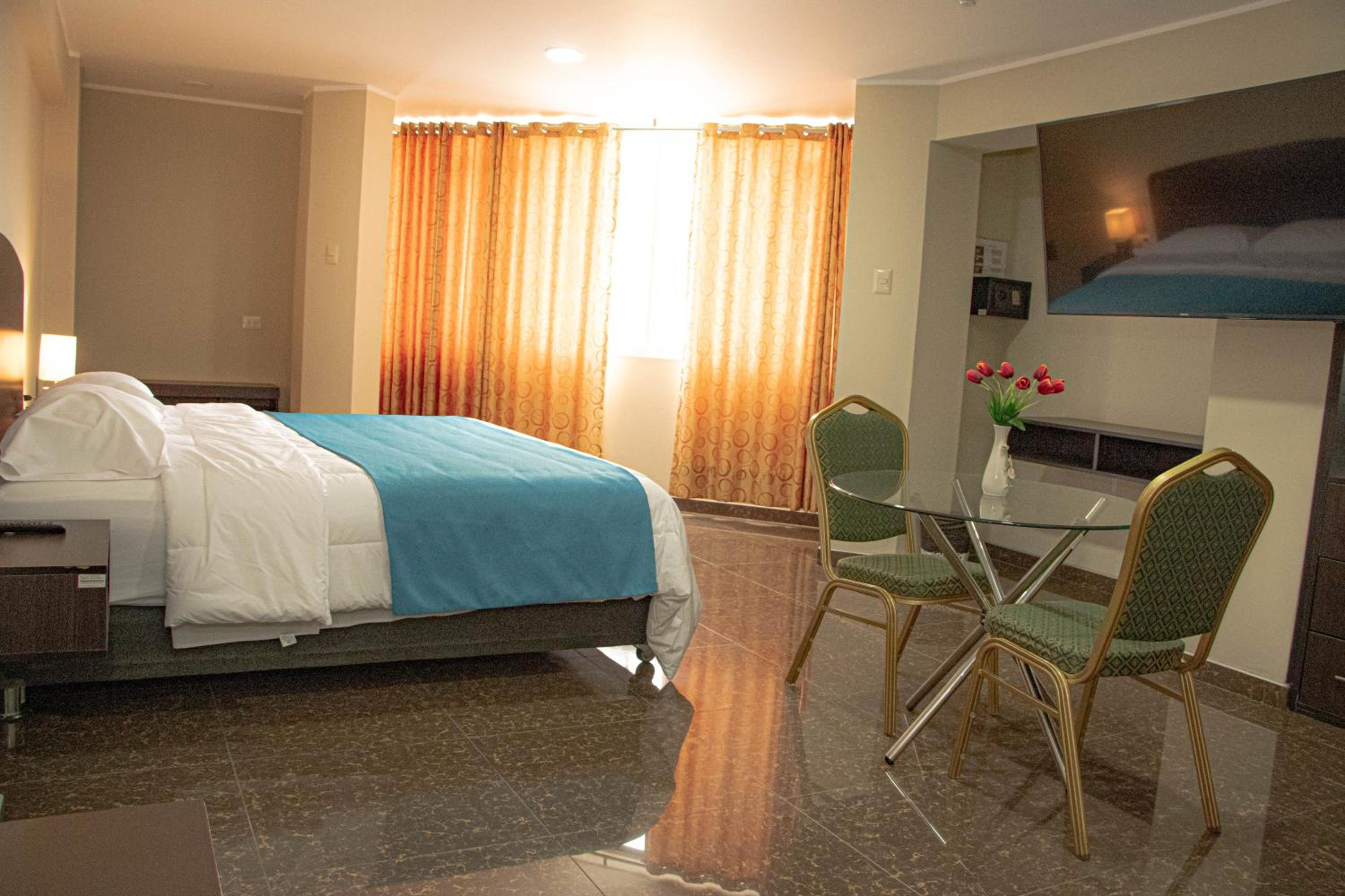 King Suite with Spa Bath photo 1