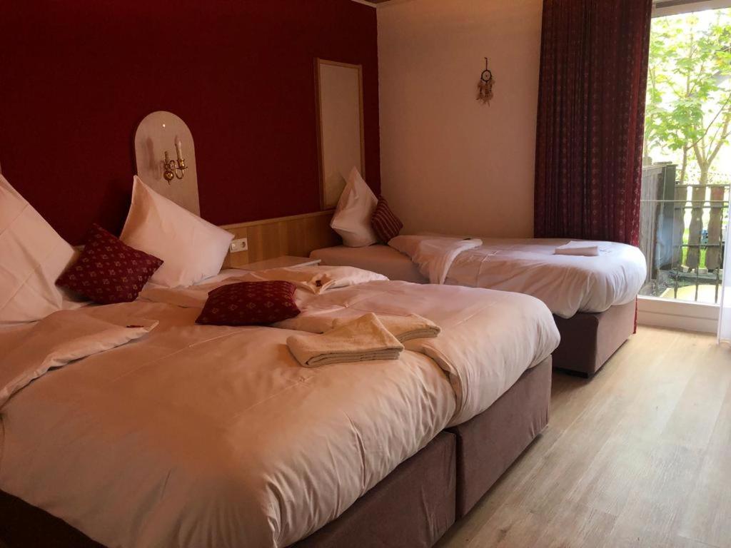Triple Room with Balcony