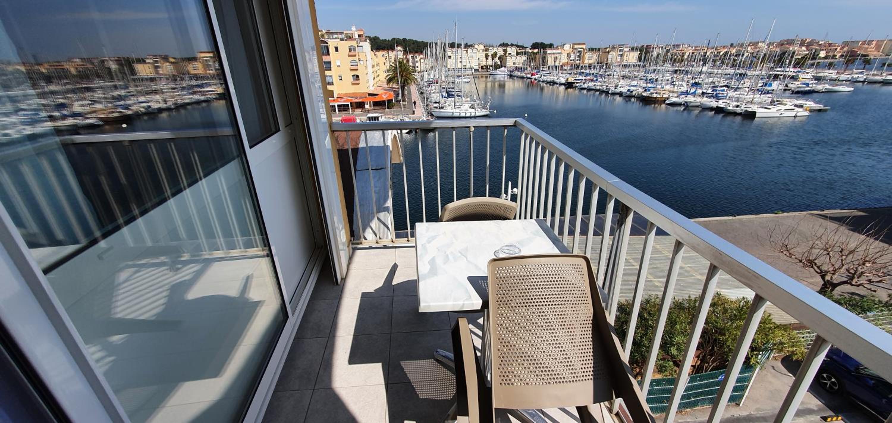 Double Room Panorama with Balcony photo 2