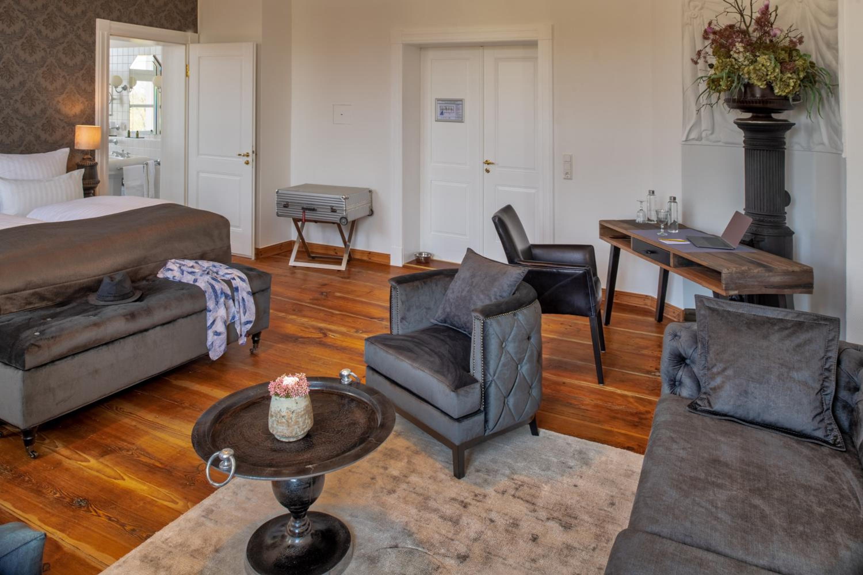 Junior Suite - Photo 9