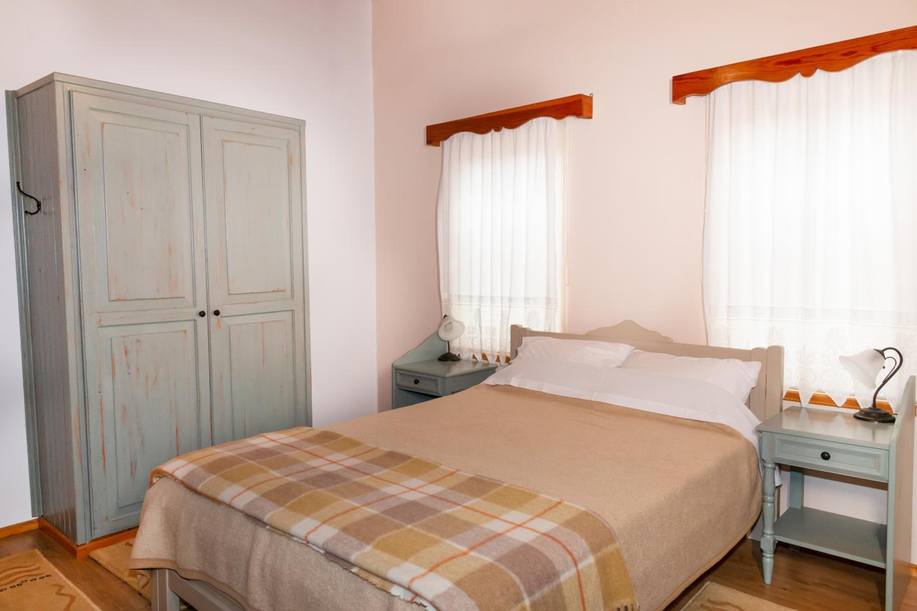 Double Room - Photo 2