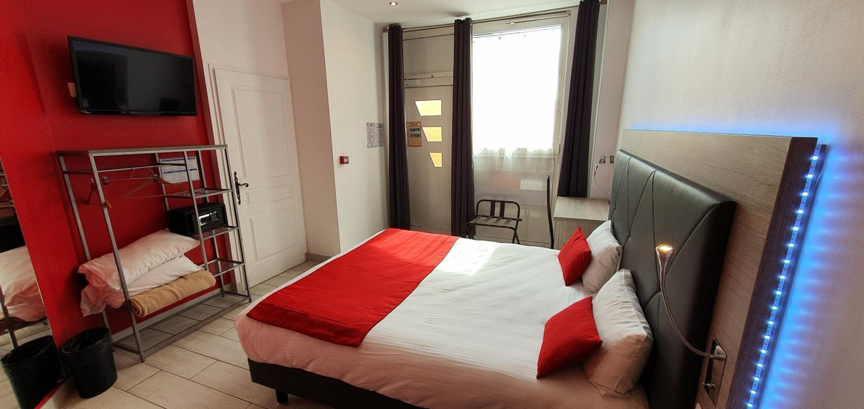 Ground Floor Double Room - Disability Access photo 1