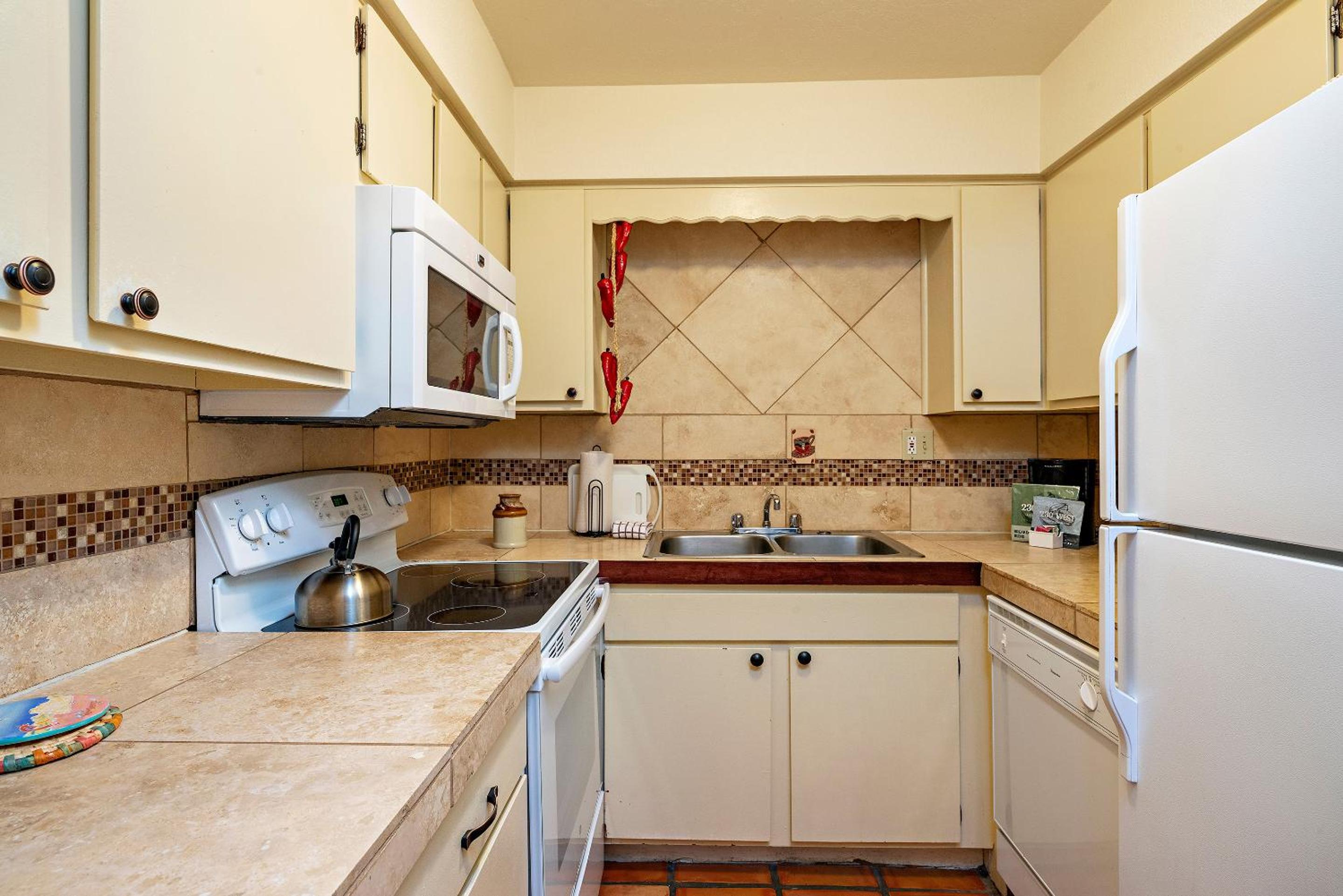 1 Bedroom Condominium  - Photo 27