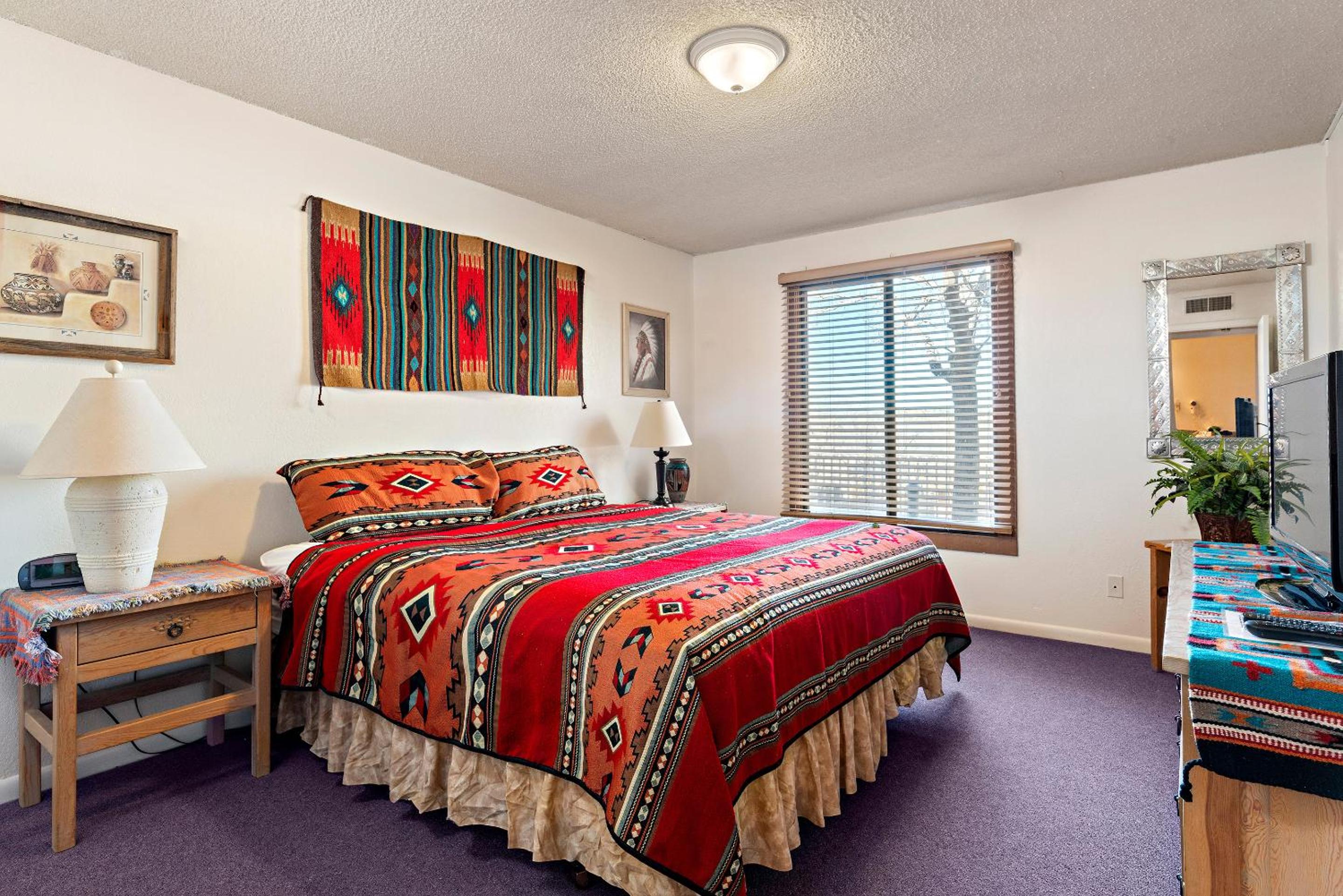 1 Bedroom Condominium  - Photo 14