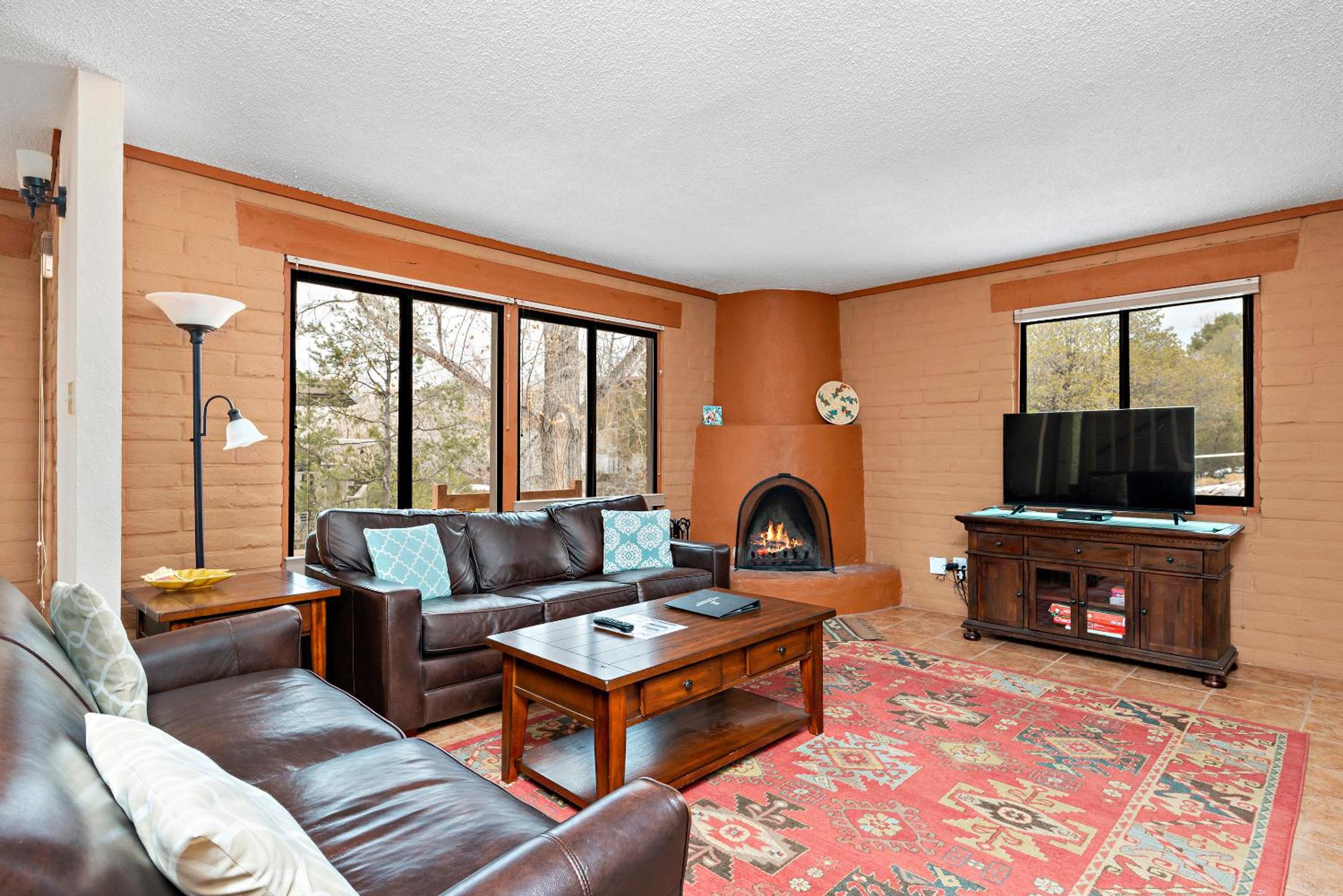 2 Bedroom Condominium  - Photo 38