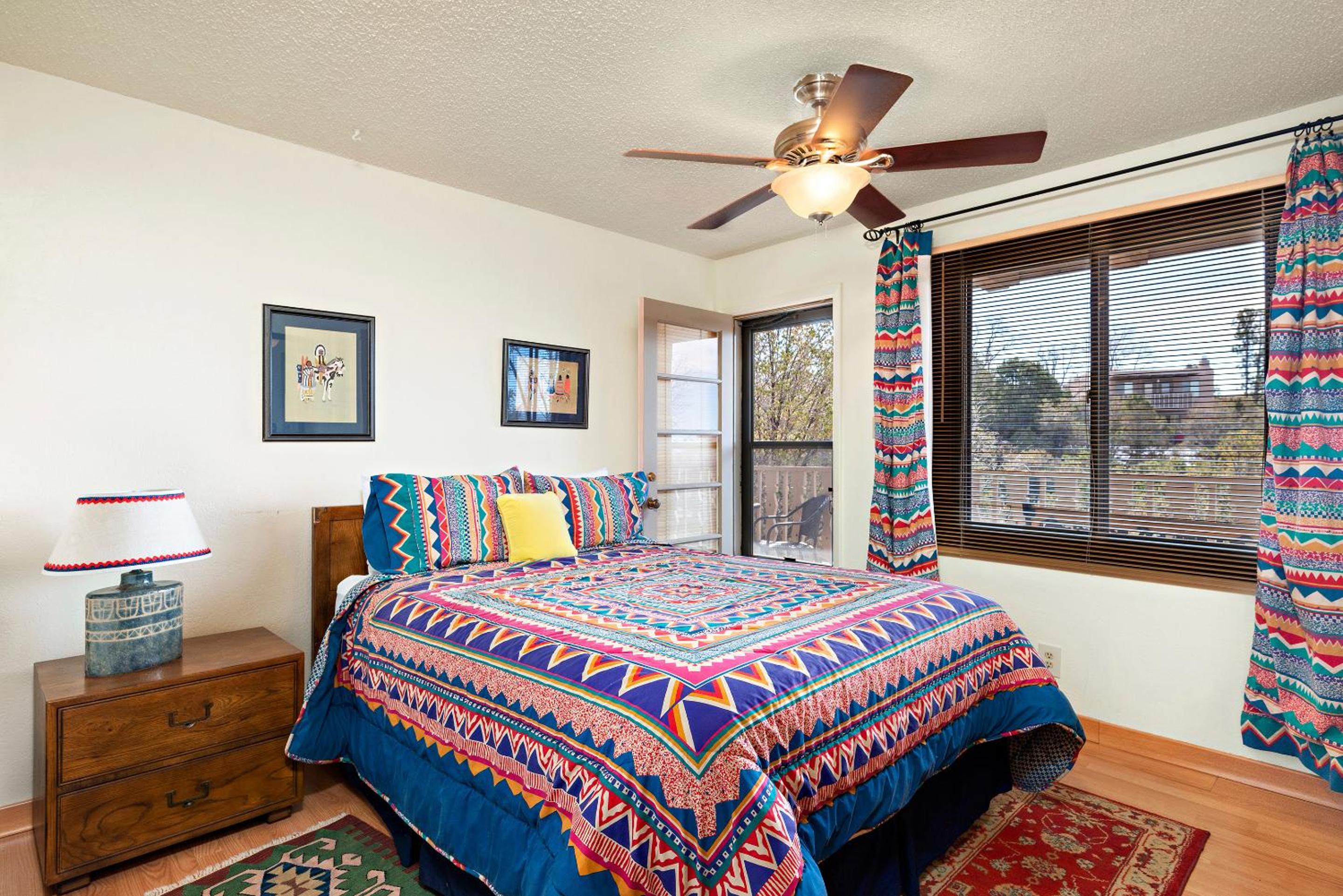3 Bedroom Condominium  photo 2