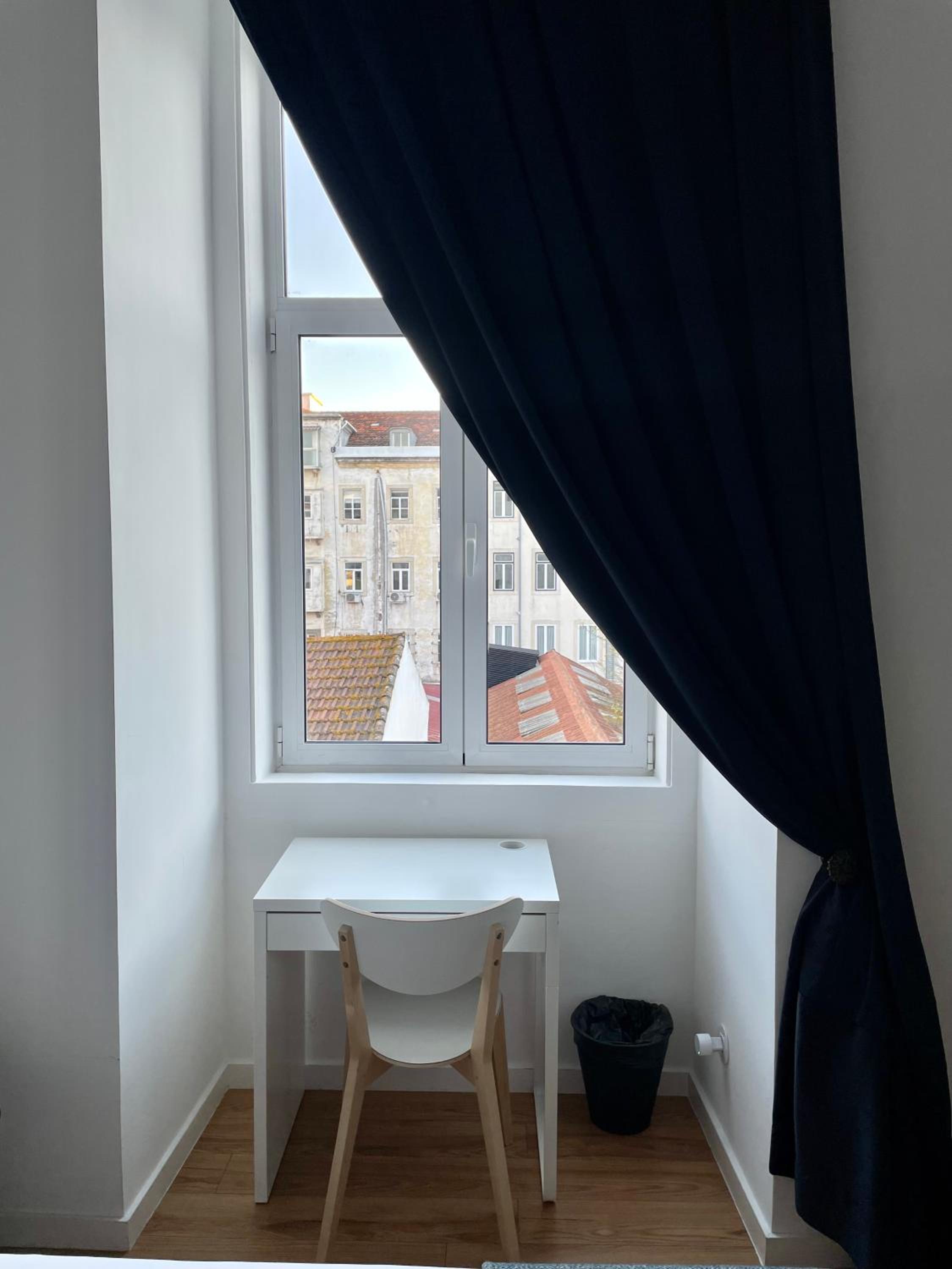Superior Single Room with Private Bathroom photo 3