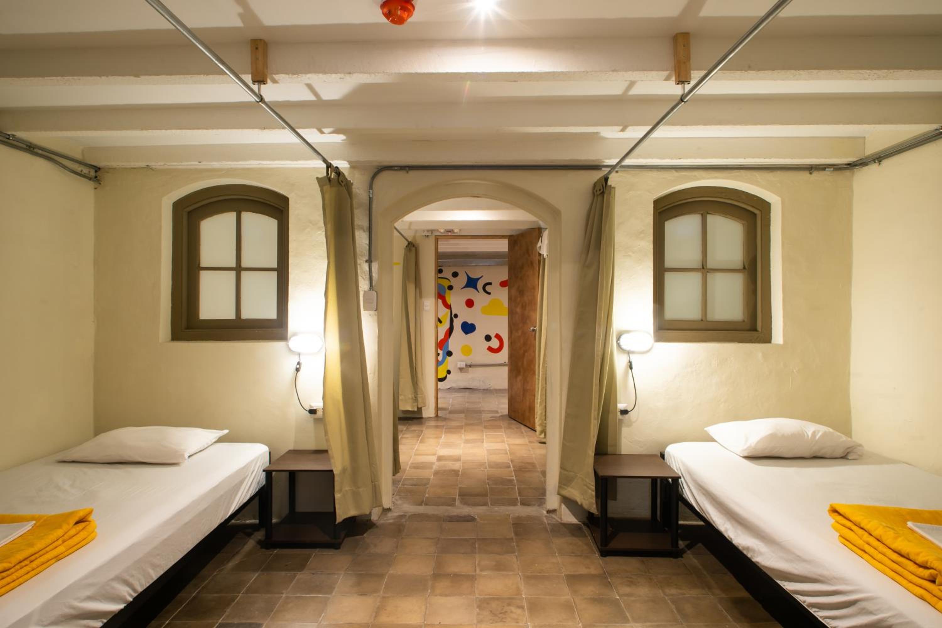 Single Bed in 5-Mixed Bed Dormitory Room
