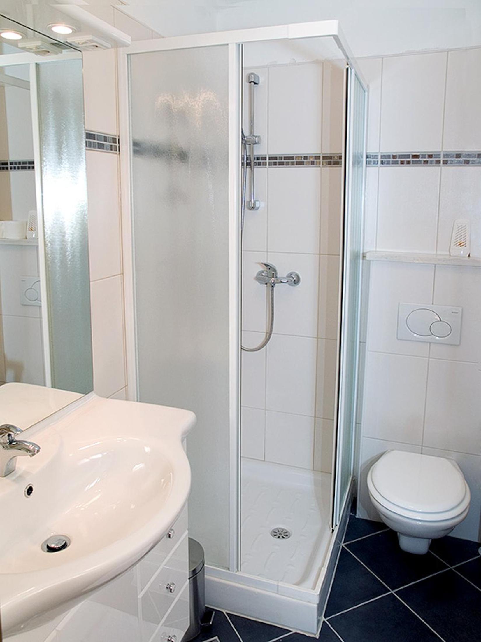 Double or Twin Room photo 3