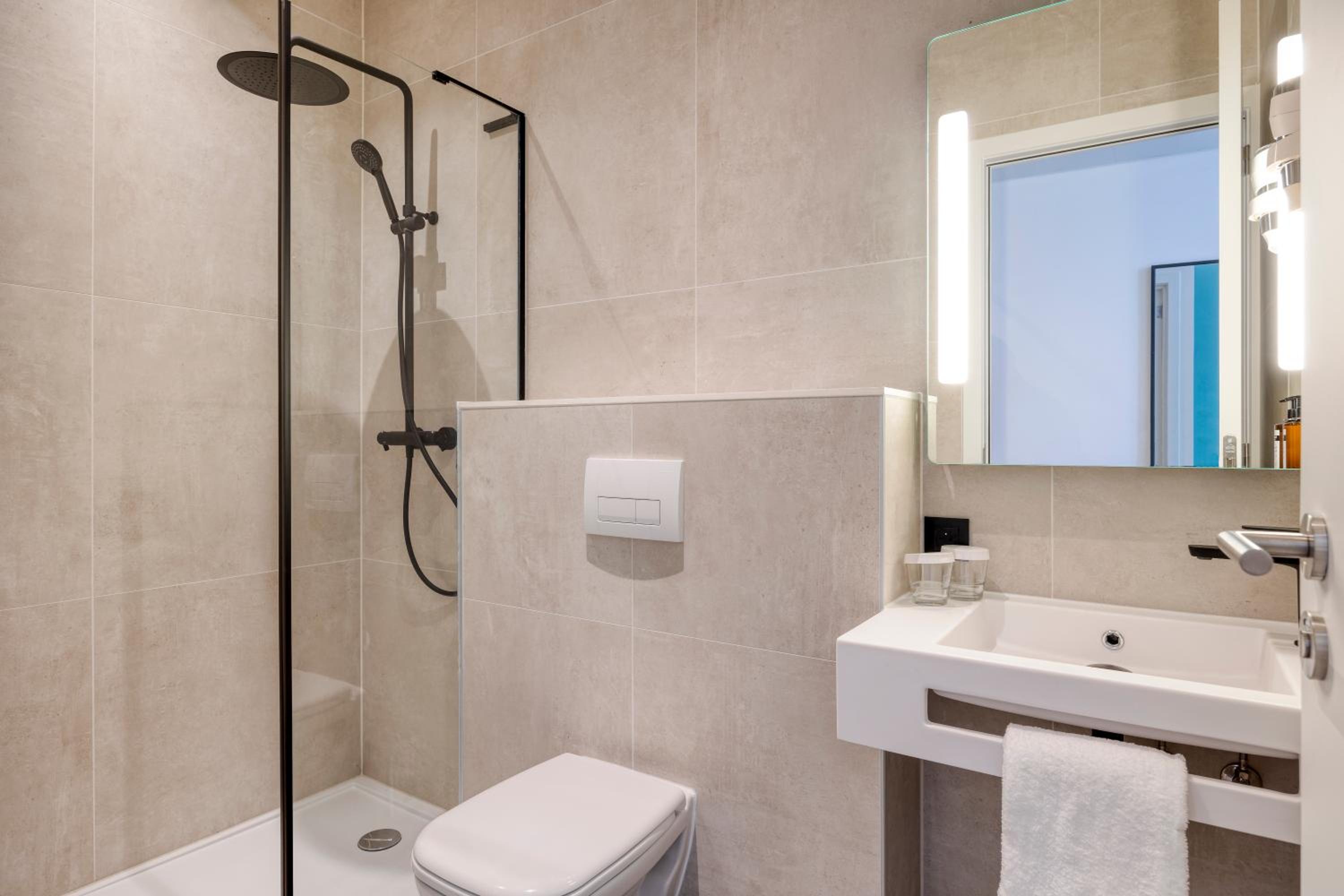 Superior Double Room - Photo 18