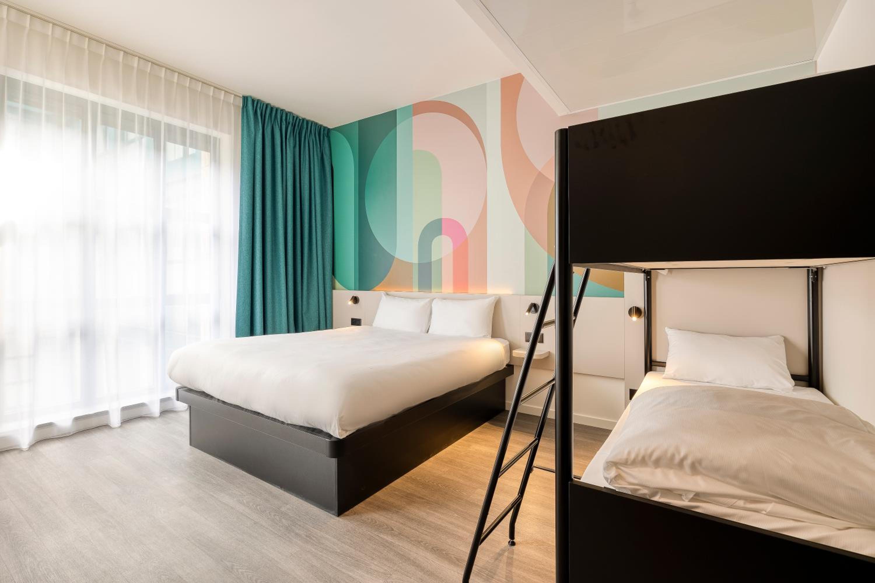 Quadruple Room - Photo 1