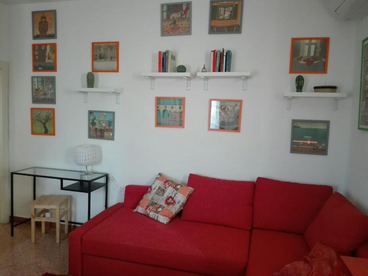 One-Bedroom Apartment - Photo 9