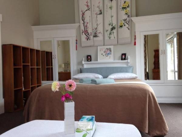 Superior Double or Twin Room with Garden View - Photo 11
