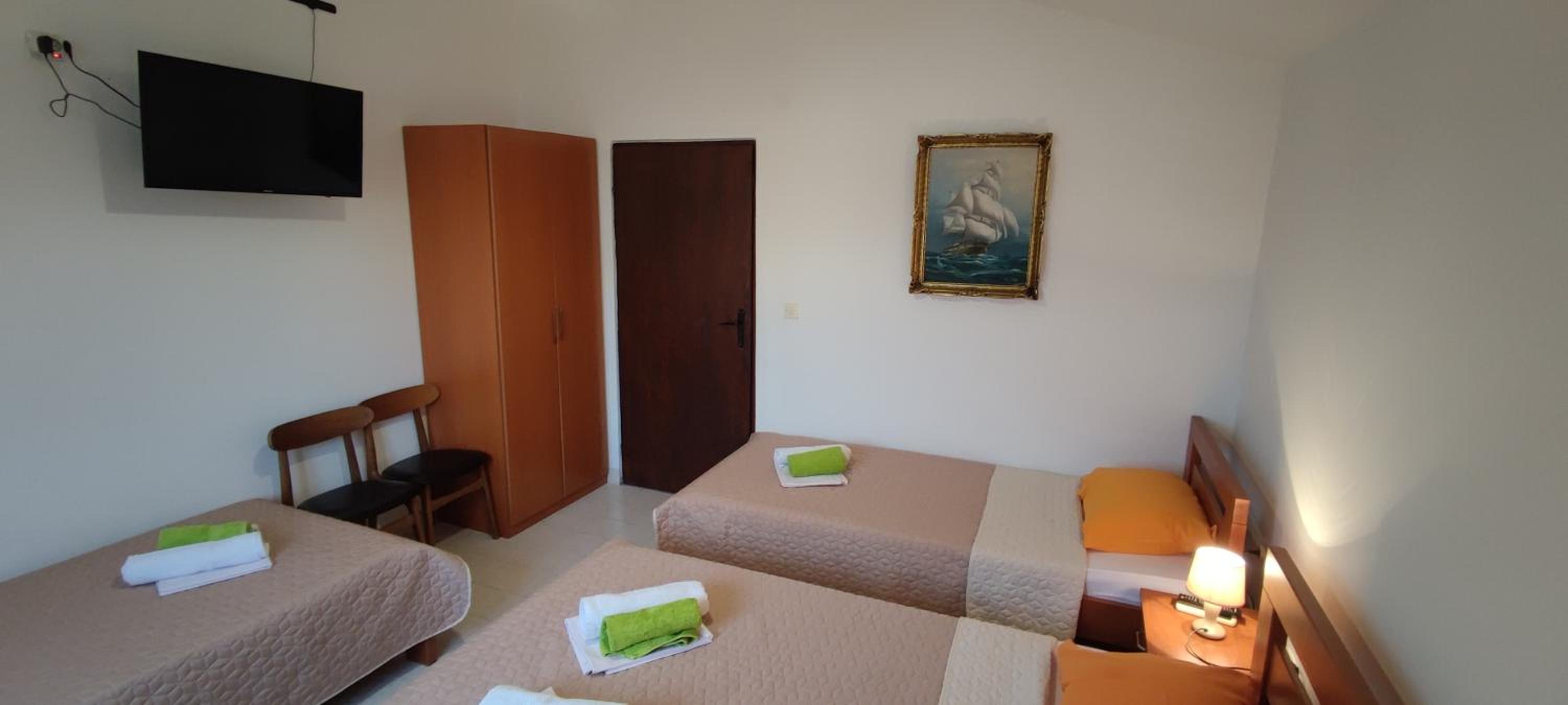 Classic Quadruple Room