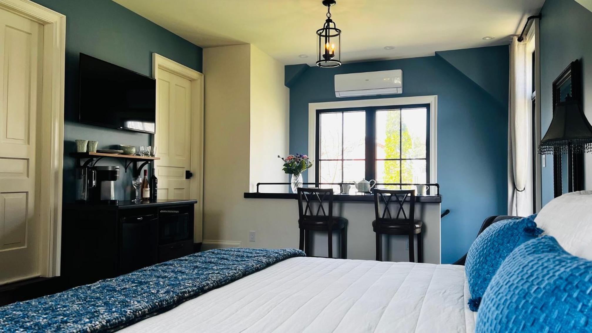 Superior King or Twin Room with Garden View photo 2