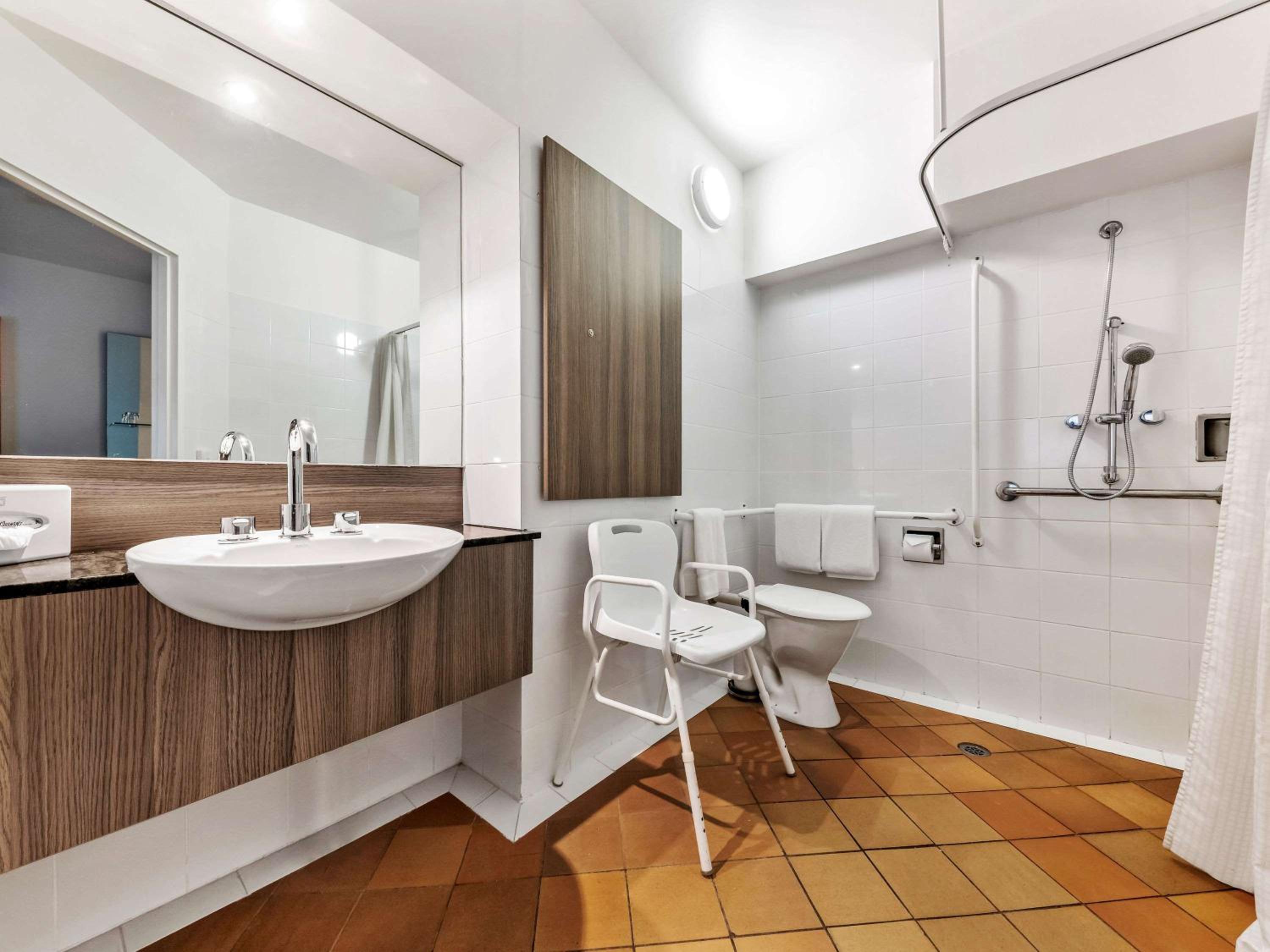 Junior King Suite - Photo 4