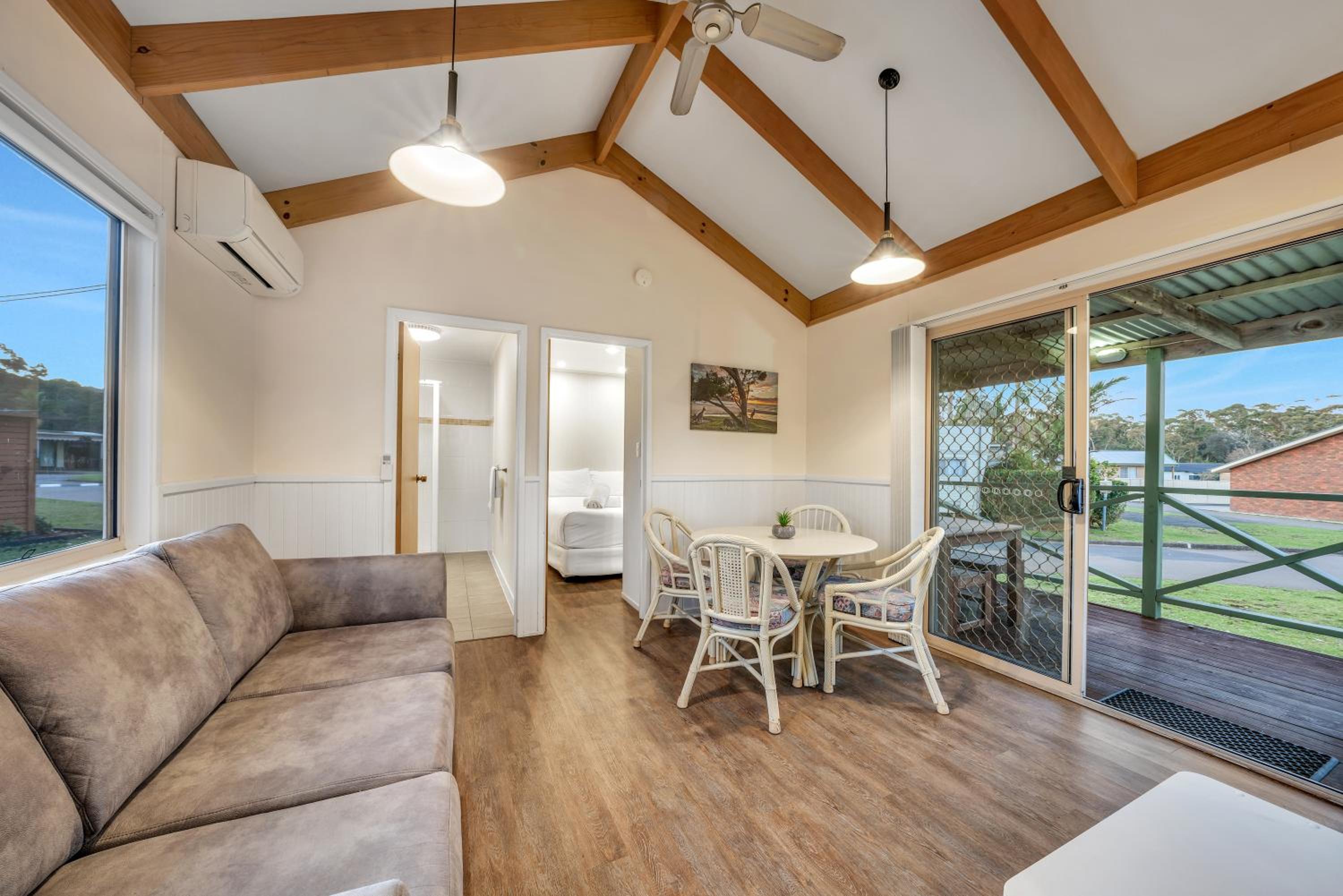 Budget Poolside Cabin - Photo 1