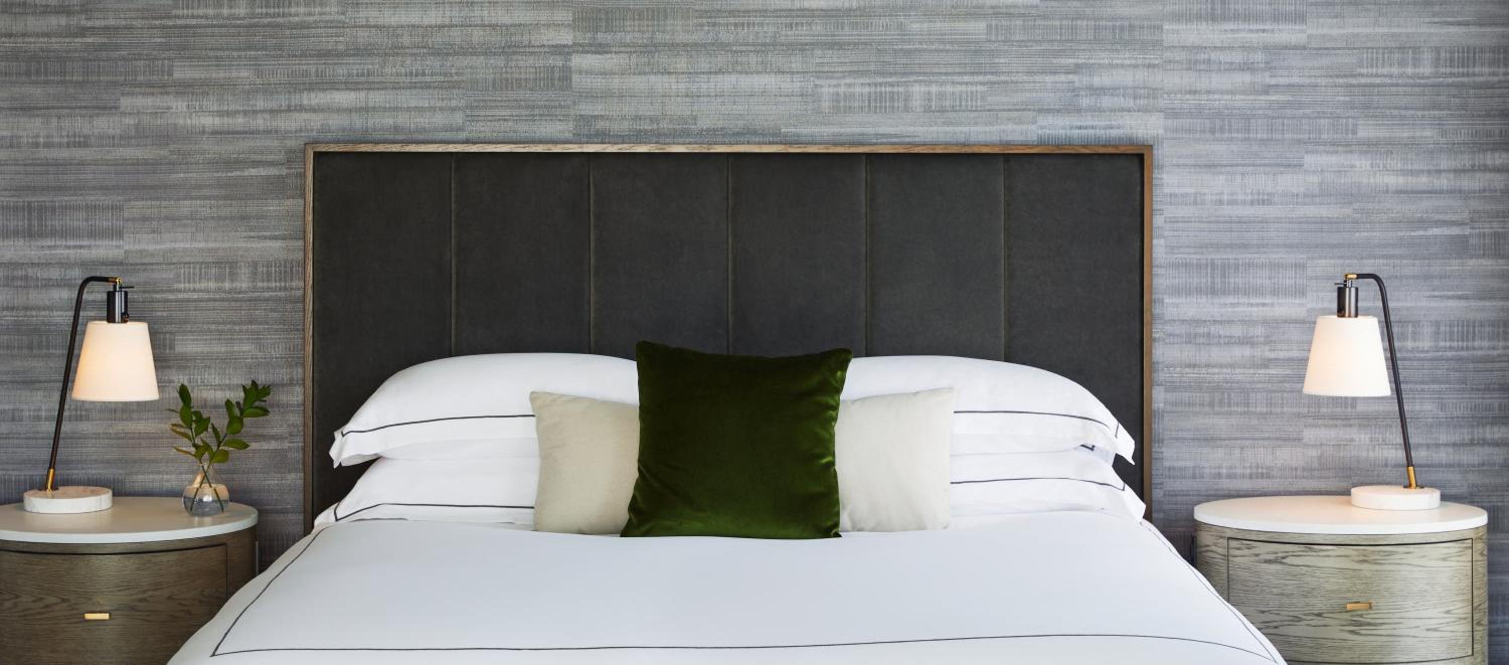 Essential King Room with Courtyard View - Photo 7