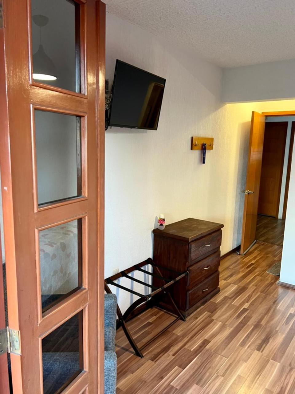 Double Room - Photo 10