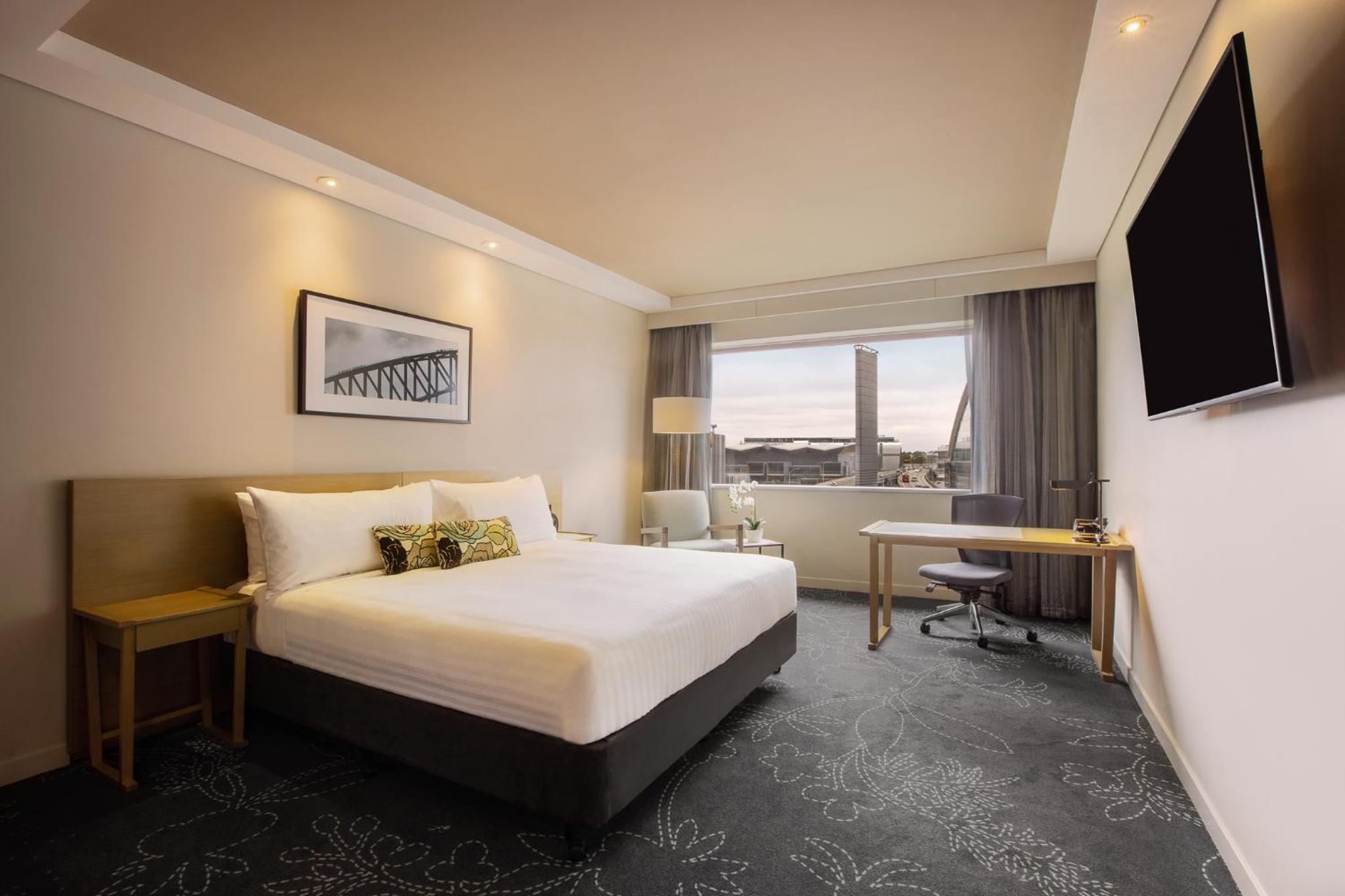 Deluxe King Room