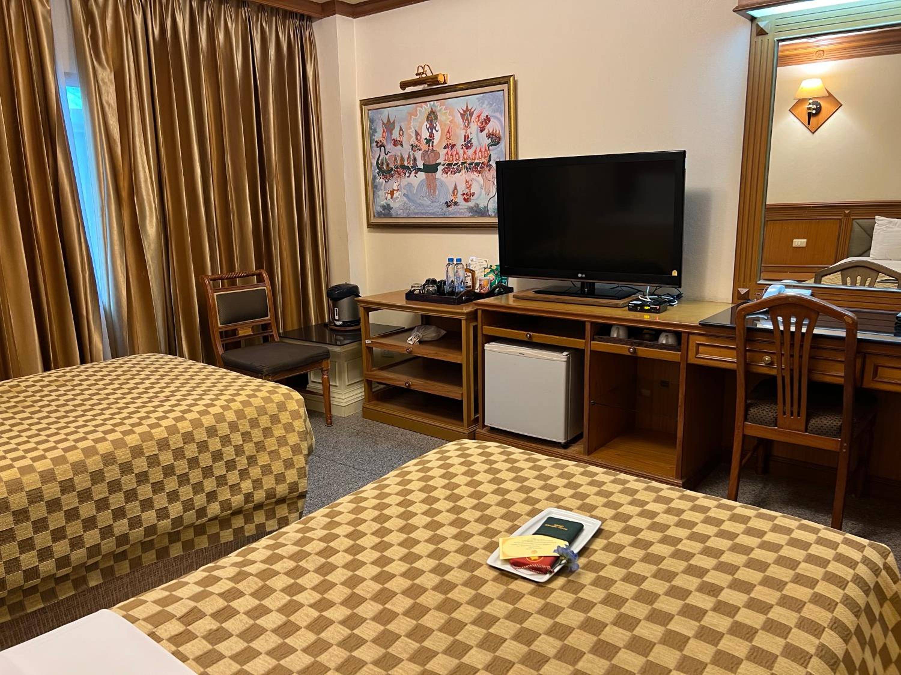 Twin Room with City View photo 3