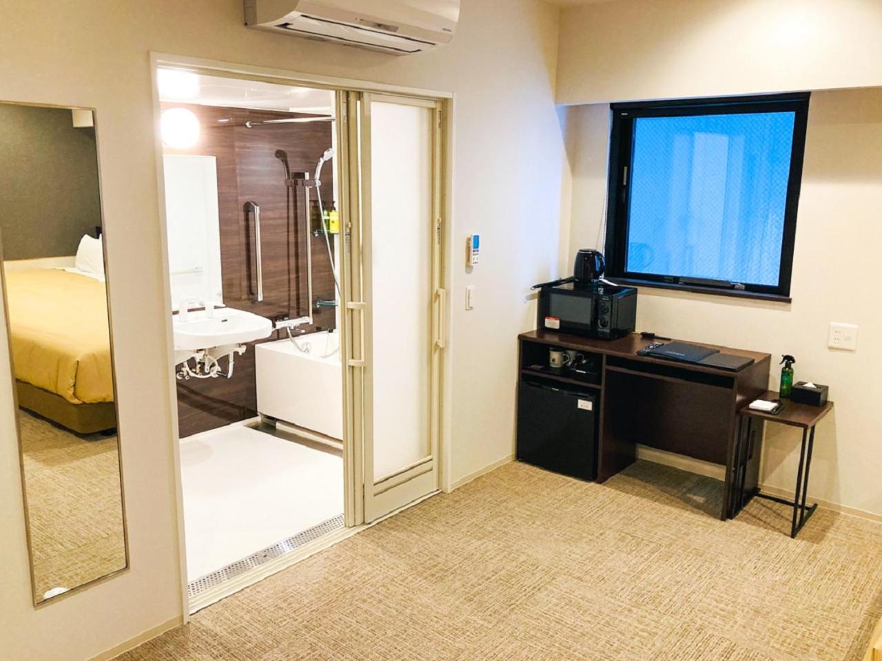 Twin Room - Non-Smoking