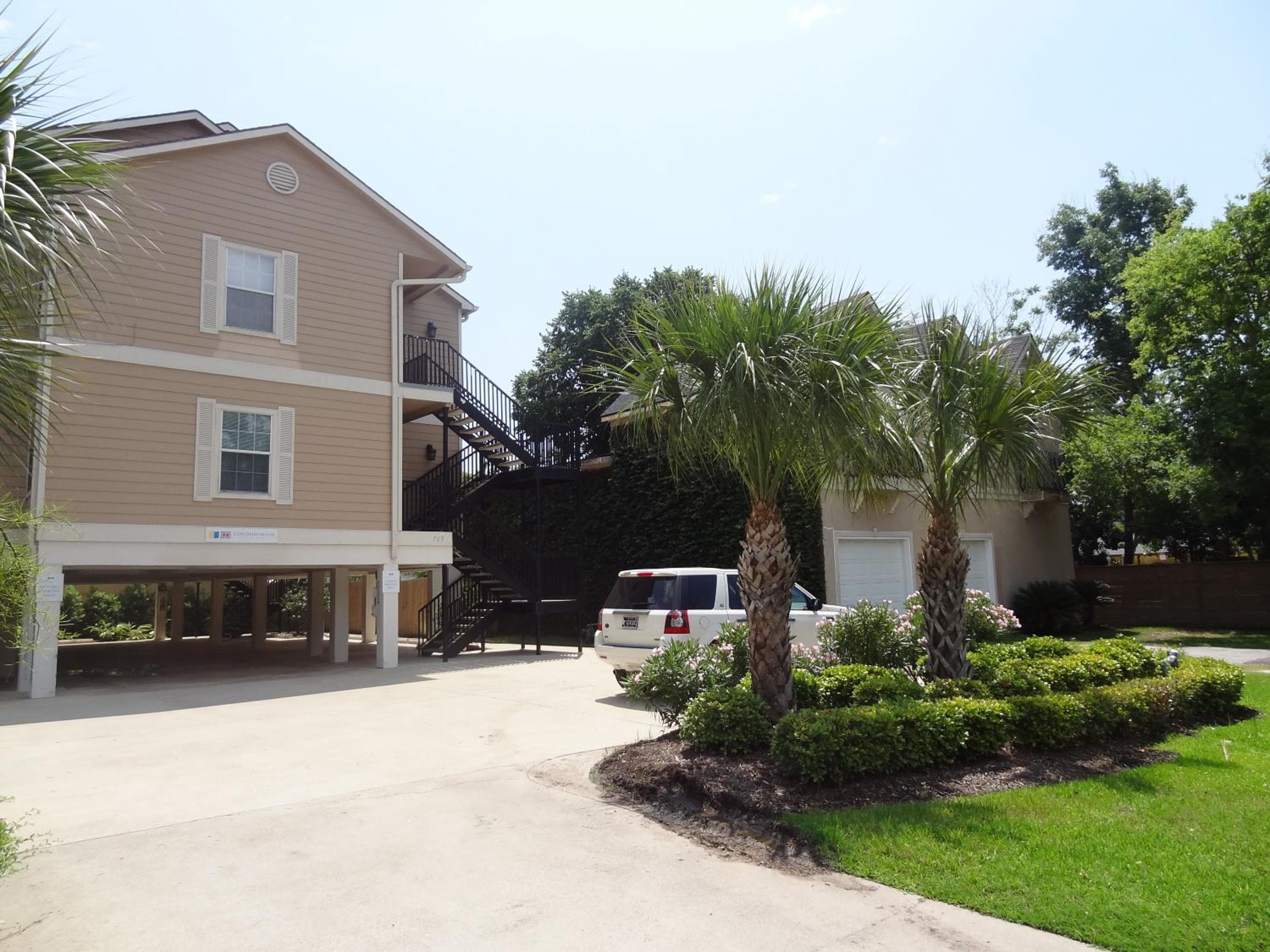 Apartment (Off-Site)