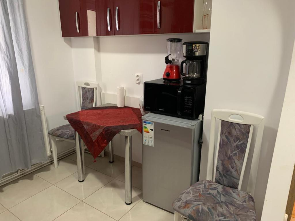 One-Bedroom Apartment - Photo 17