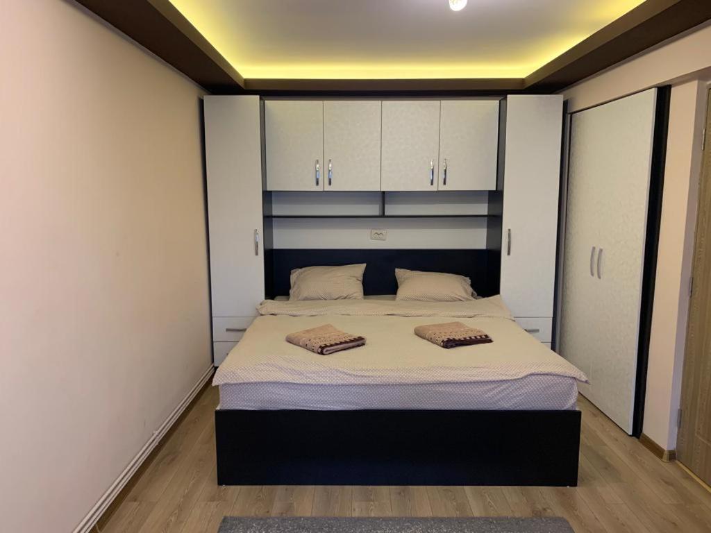 One-Bedroom Apartment - Photo 21