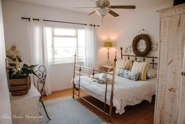 Four-Bedroom House - Photo 2